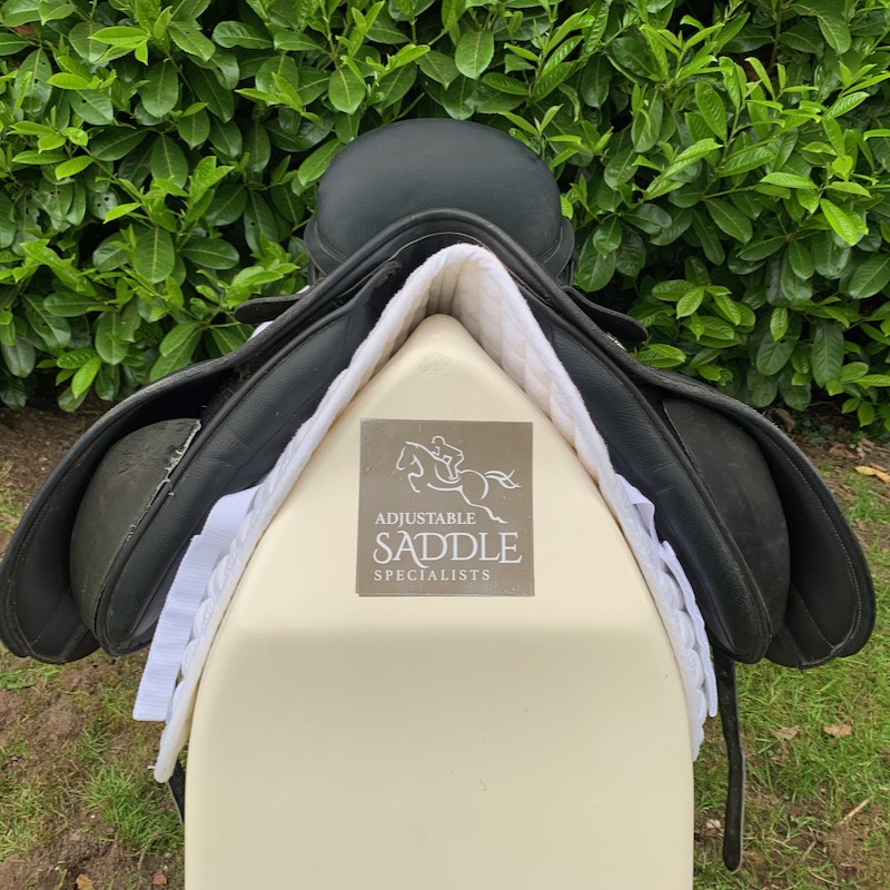 Thorowgood T6 18” High Wither Dressage (S2636)