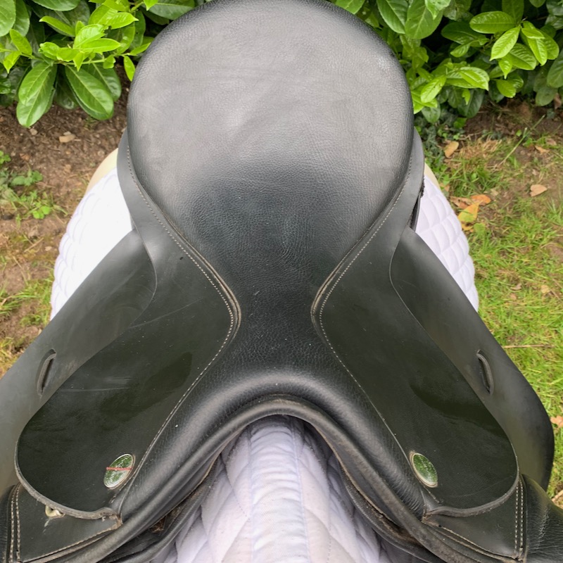 Thorowgood T6 18” High Wither Dressage (S2636)