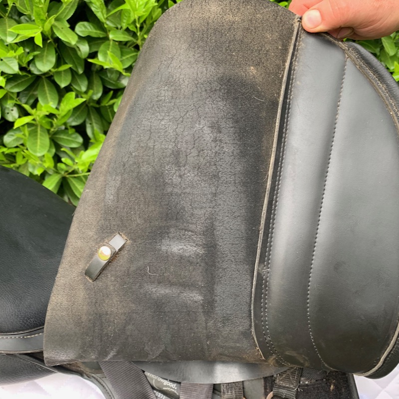 Thorowgood T6 18” High Wither Dressage (S2636)