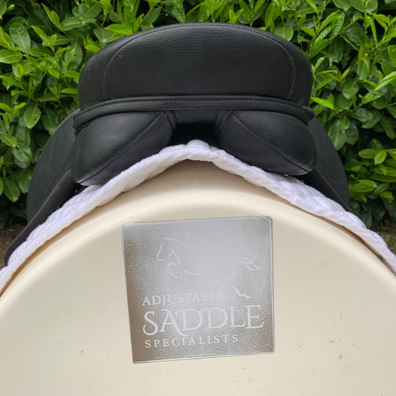 Thorowgood T6 18” High Wither Dressage (S2636)