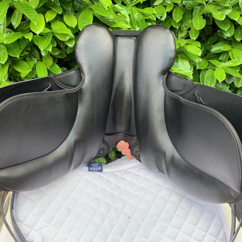 Thorowgood T4 17” Cob Dressage (S2681)