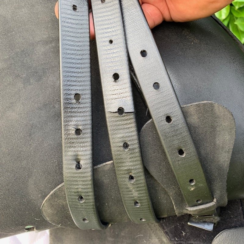 Wintec 16.5” 500 Wide Dressage (S2719)